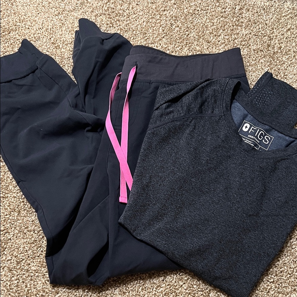 Figs joggers and seamless top